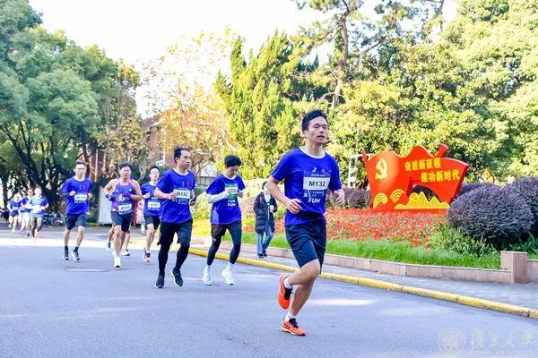 绿茵体育官方响应式多终端网页版面配置管理