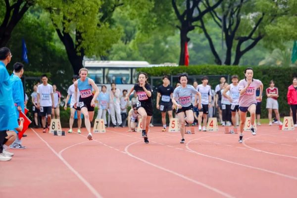 绿茵体育全站商务合作信息公开网站内容管理中心