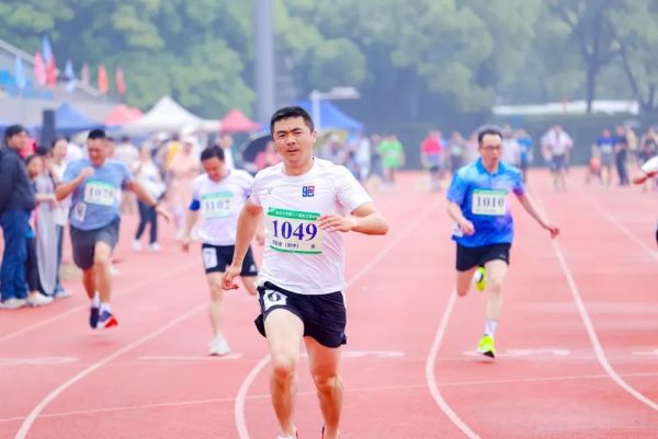 绿茵体育移动端微商城手机版远程运营控制中心