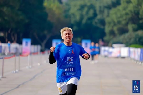 绿茵体育高效云仓储物流监控系统APP应用快速下载