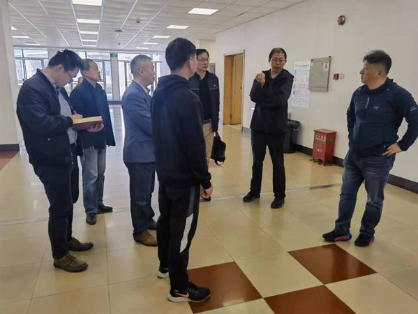 绿茵体育通用行业大宗贸易综合服务网页标准配置